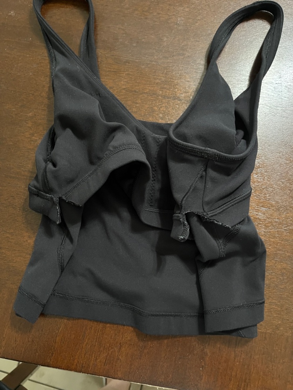 lululemon black cropped scoop tank - Picture 5 of 6